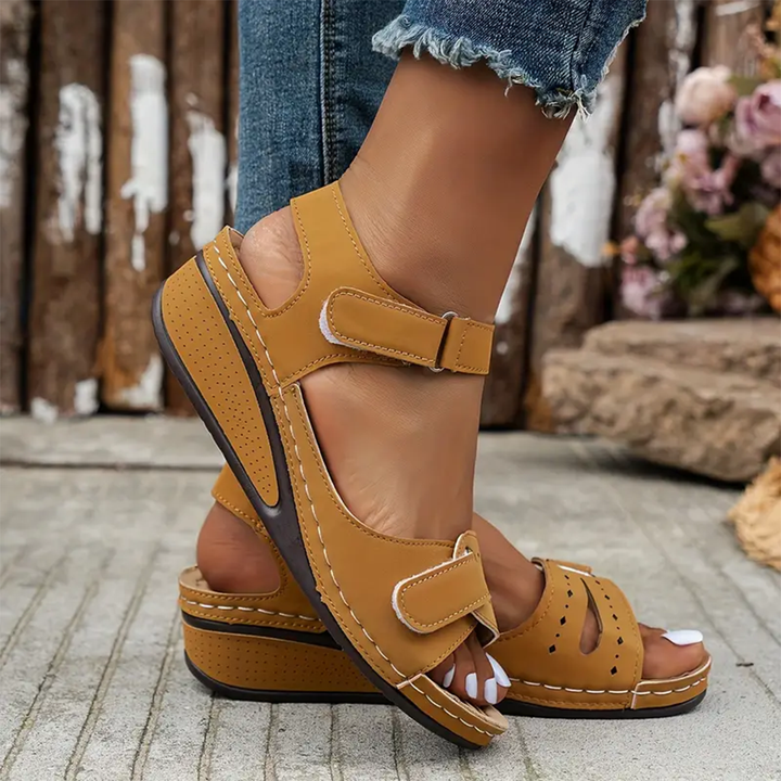 Nolwenn - Comfortabele en elegante sport sleehakken