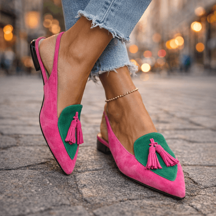 Nexoria - Elegante bicolor damesmules met trendy pompons