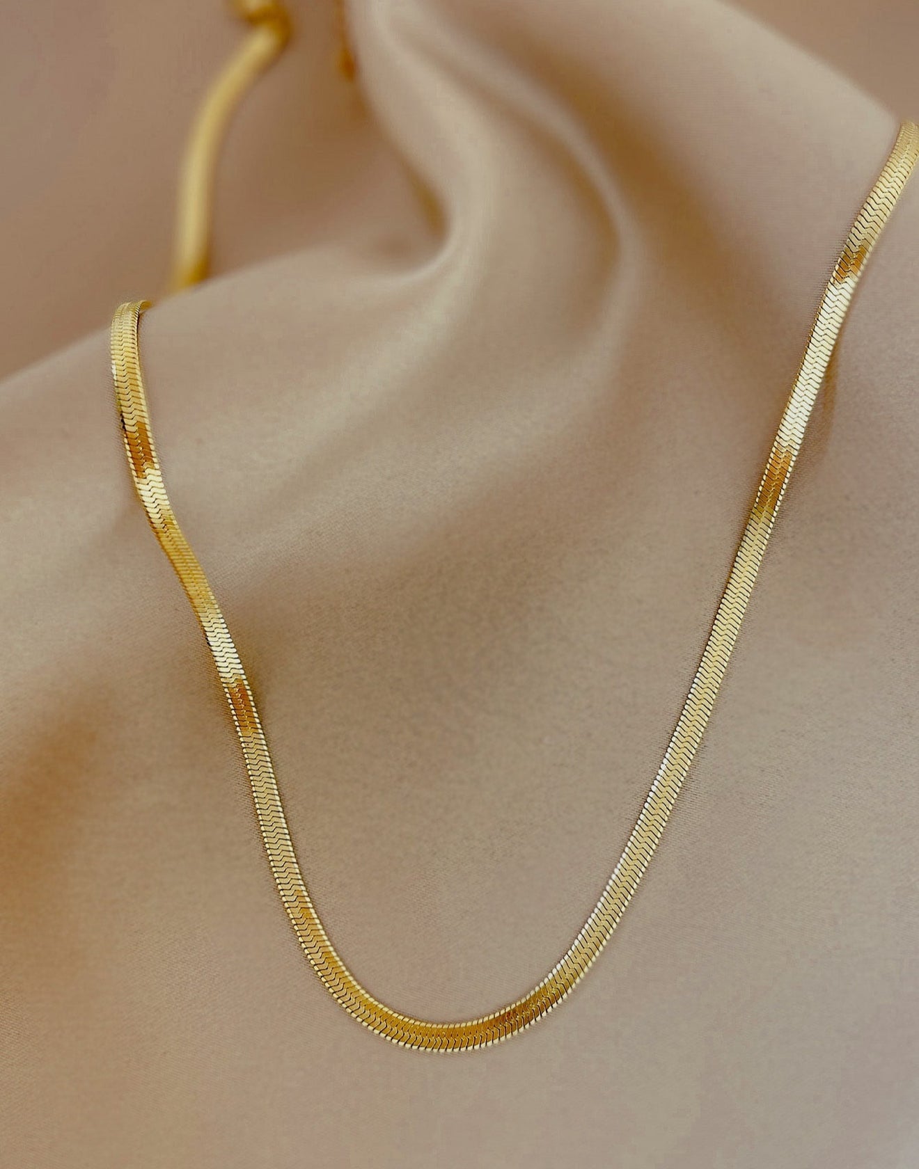 Mia Collar Nicoll Dorado
