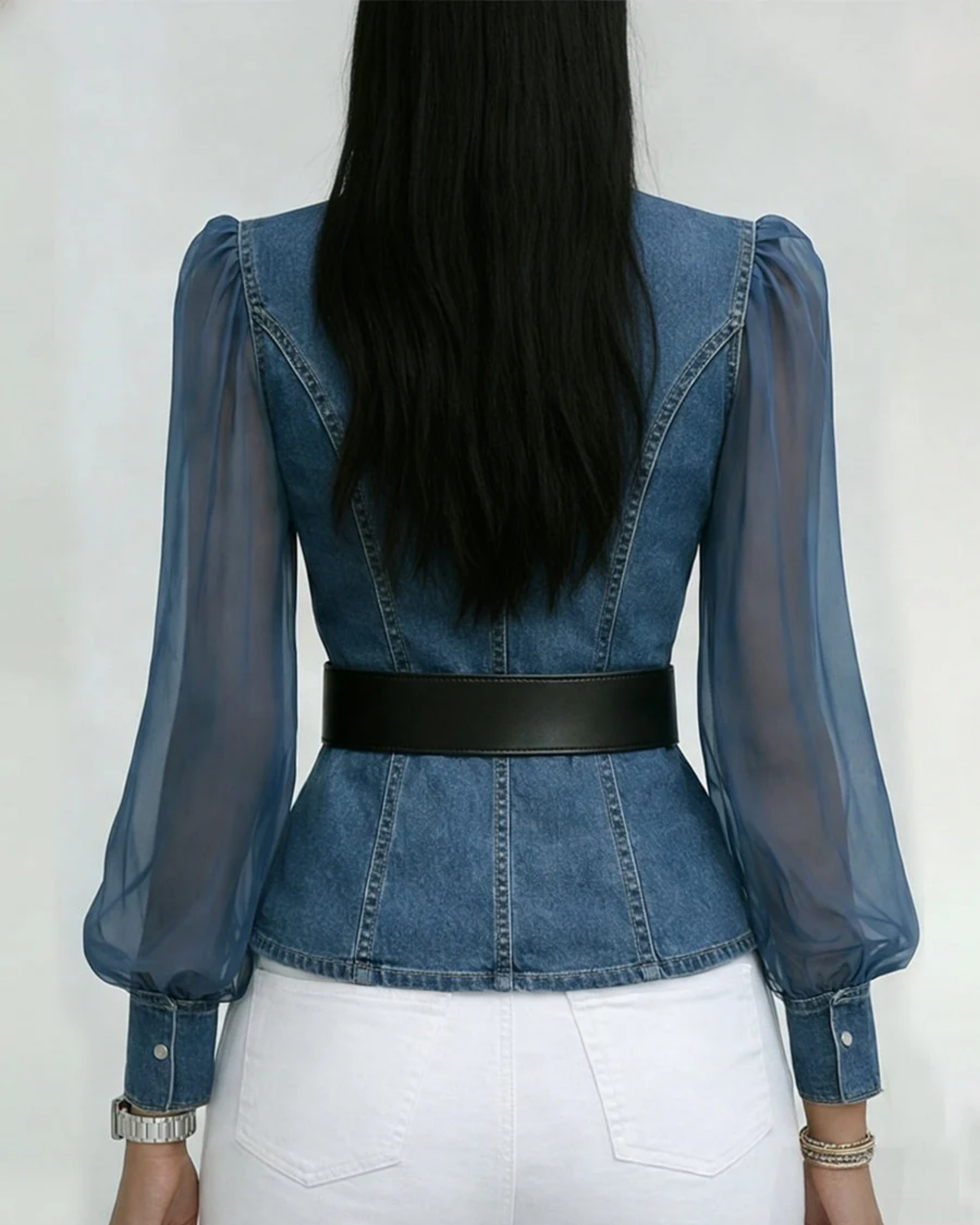 Blouse Eleganza - Vrouwelijk verfijnd en een krachtig silhouet