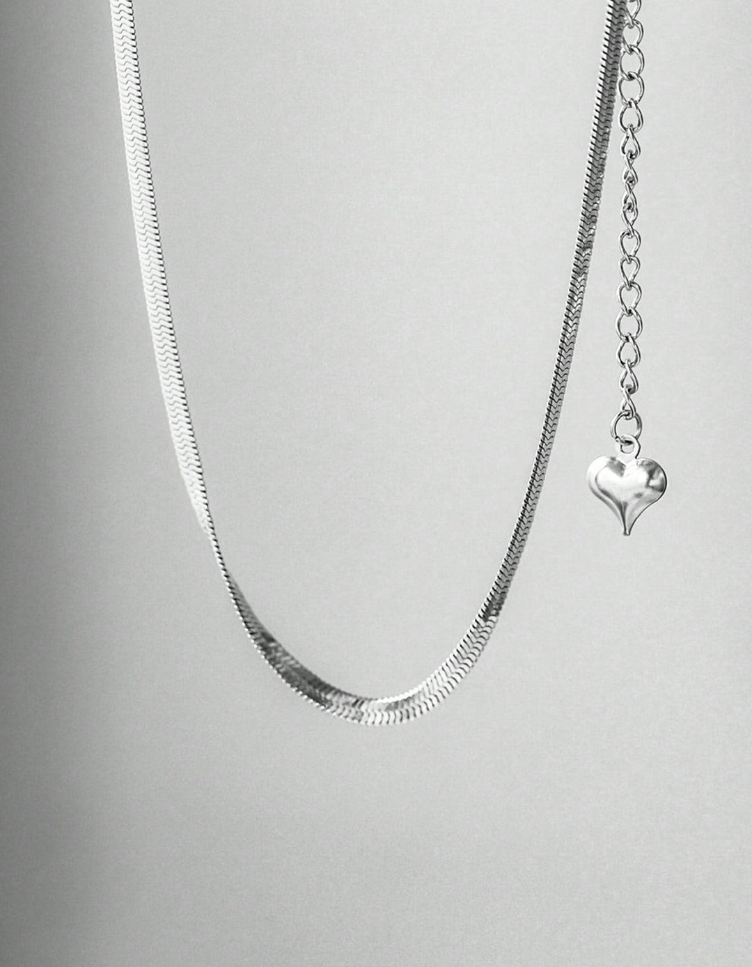 Mia Collar Dora en acero inoxidable