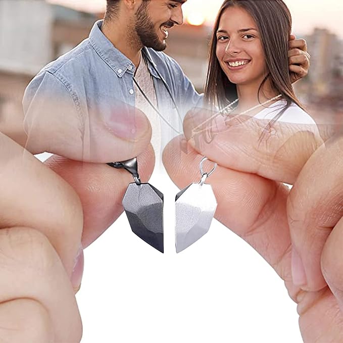 Halsketting Magnetic Heart - Twee harten, één verbinding