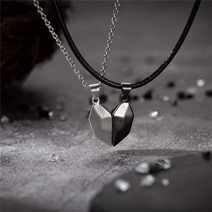 Halsketting Magnetic Heart - Twee harten, één verbinding
