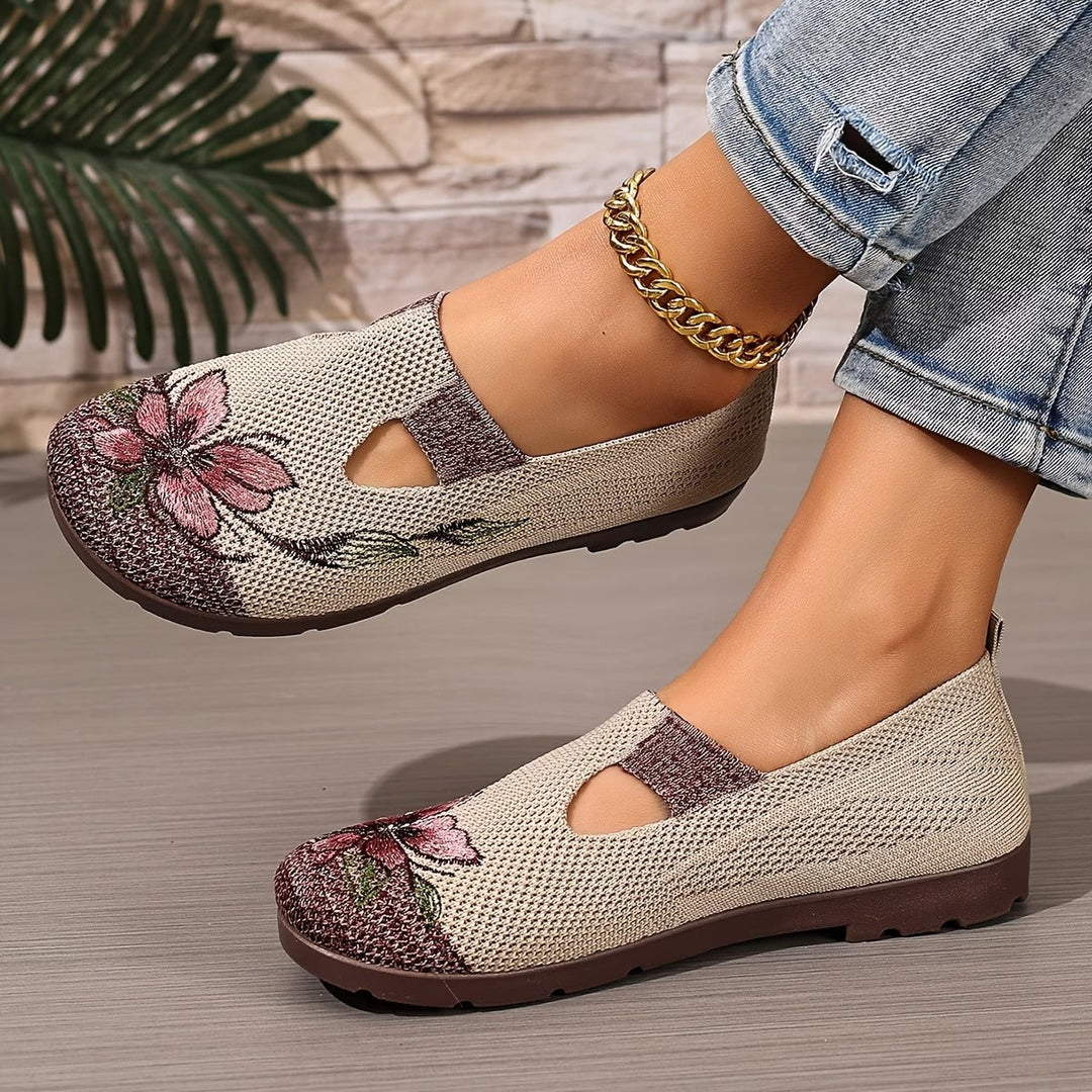 Arixa - Ademend Comfortabele Schoenen met Geborduurde Bloem