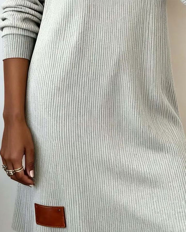 Helisora - Elegante Jurk met Lange Mouwen en Hoge Kraag