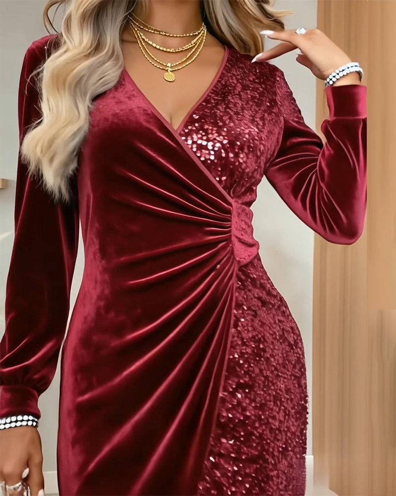 Fayriona - Sexy Velours Jurk met Décolleté en Pailletten