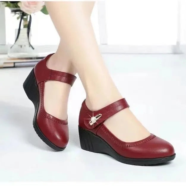 Avenyssa – Elegante Comfort Schoenen met Middenhoge Hakken