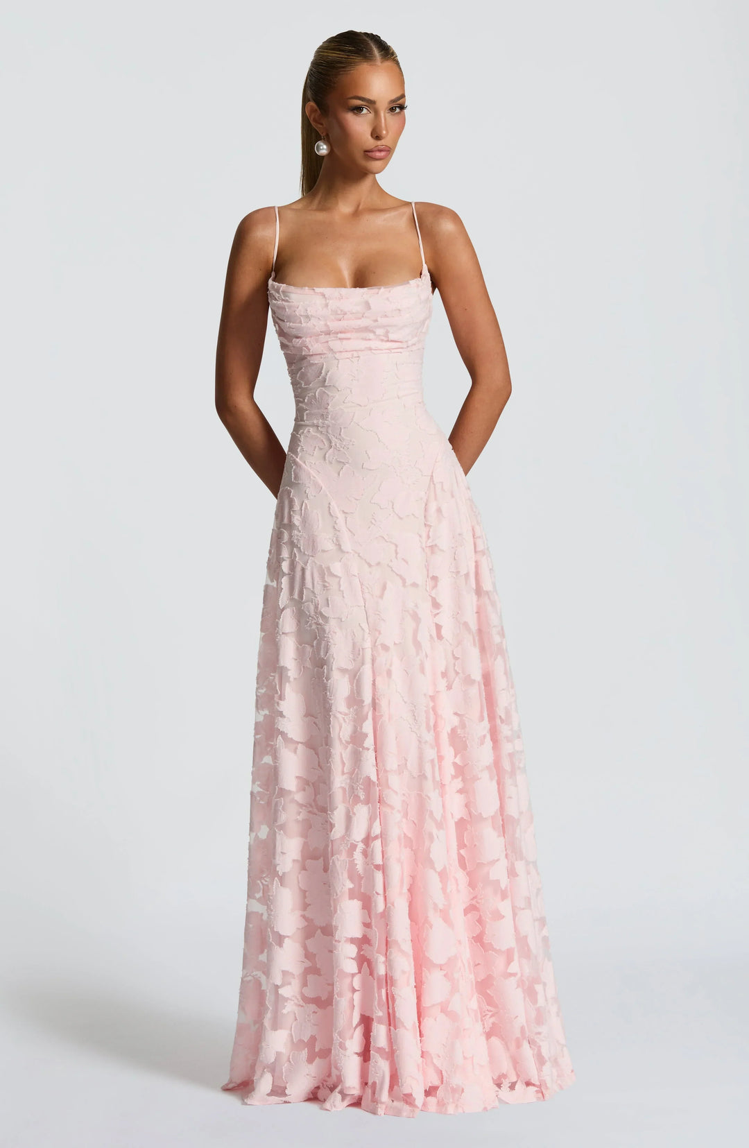Liorne | Elegante Maxi Jurk Met Open Rug