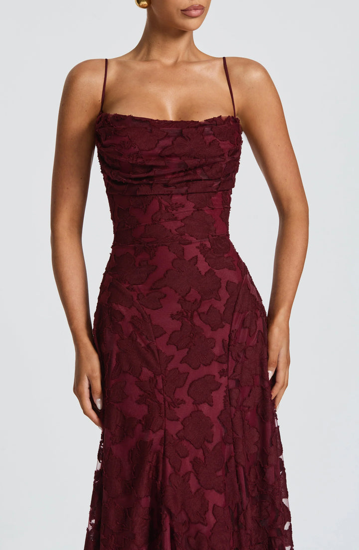 Liorne | Elegante Maxi Jurk Met Open Rug